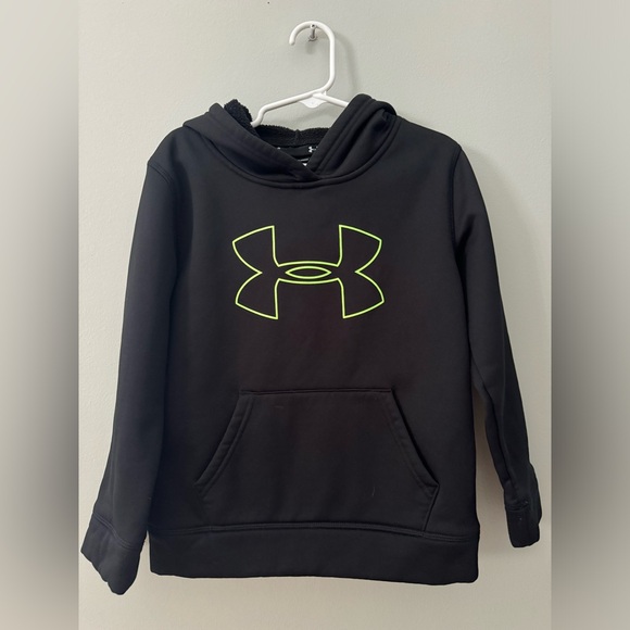 Under Armour Other - Boys Under Armour Sweatshirt